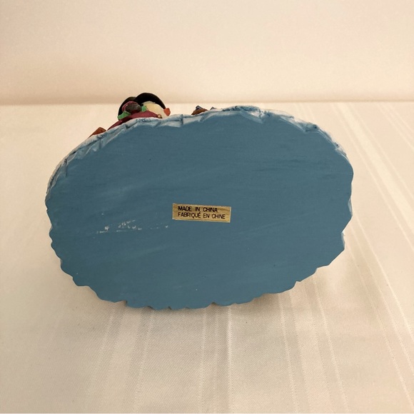 Mini Snow Globe Cute Penguins by an Igloo w/a Small Penguin In A Snow Globe - Picture 7 of 7